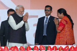 PM Modi Congratulates Rekha Gupta on Becoming Delhi CM