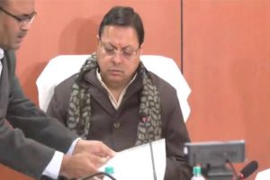 CM Dhami Reviews Rescue Efforts for BRO Workers Trapped in Avalanche-Hit Chamoli