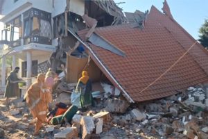 Pahalgam Terror Attack Aftermath: Houses of Suspects Demolished in Jammu and Kashmir