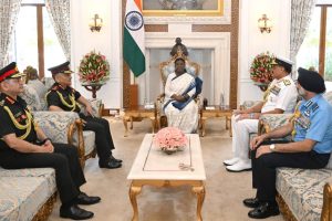 President Murmu Briefed on Operation Sindoor by Armed Forces Chiefs, Hails India’s Decisive Stand Against Terrorism