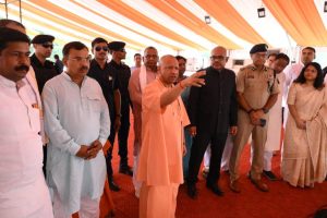 CM Yogi Reviews Preparations Ahead of PM Modi’s Rs 20,900 Crore Project Launch in Kanpur