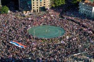 Mass Protests Erupt in Belgrade as Serbians Demand Snap Elections Amid Corruption Outrage