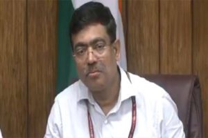 AI-171 Crash: No Response from Cockpit After Mayday Call, Confirms Aviation Secretary