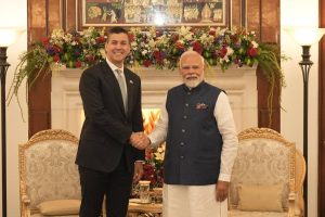 PM Modi Welcomes Paraguay President Santiago Pena to Strengthen Bilateral Ties