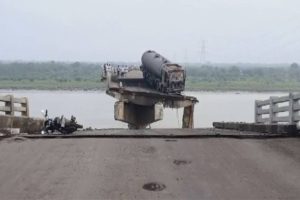 Gambhira Bridge Collapses in Gujarat’s Vadodara; Congress Alleges Corruption, Casualties Feared