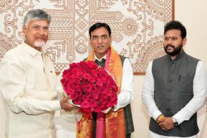 Chandrababu Naidu Meets Union Minister Mandaviya, Seeks Central Support for Sports Infrastructure in Andhra Pradesh