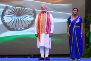 PM Modi Calls Trinidad & Tobago’s Kamla Persad-Bissessar ‘Daughter of Bihar’, Offers Holy Waters from Sarayu and Mahakumbh