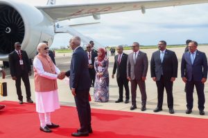 PM Modi Arrives in Maldives to a Grand Welcome, Embraced by President Muizzu