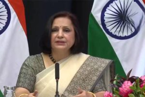 India Strengthens Ties with Trinidad and Tobago: Gifts 2000 Laptops, Extends OCI Card to 6th Generation