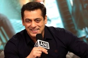 “1 day I vil be the Man U 3”: Salman Khan leaves fans in splits with his hilarious birthday post for brother-in-law Atul