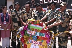 J&K: Students celebrate first Rakshabandhan after Operation Sindoor with BSF Jawans at International Border