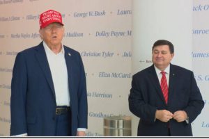 Trump Likens Putin–Zelenskyy Talks to “Oil and Vinegar,” Offers to Broker Peace in Ukraine