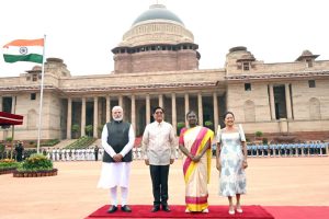 Philippines President Marcos Jr Receives Ceremonial Welcome at Rashtrapati Bhawan, Begins Landmark State Visit to India