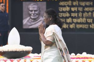 President Murmu, PM Modi and Leaders Pay Homage to Atal Bihari Vajpayee on His Death Anniversary