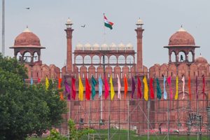 Independence Day 2025: Delhi Deploys AI Surveillance, 20,000 Personnel for Red Fort Security; Tight Vigil Nationwide