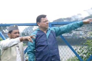Uttarakhand CM Leads Relief Efforts in Cloudburst-Hit Uttarkashi; Over 130 Rescued as Army, NDRF Step In