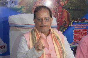 Bihar Dy CM Vijay Kumar Sinha Hits Back at Tejashwi Yadav Over Dual Voter ID Allegations