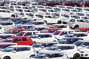 Small Cars Could Get 8% Cheaper if GST Cut to 18%, Says HSBC Report