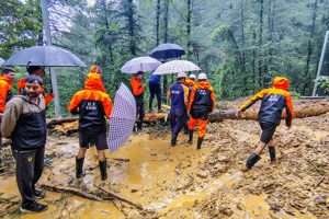 Himachal Monsoon Havoc: Mandi and Kullu Worst-Hit as IMD Warns of More Rains