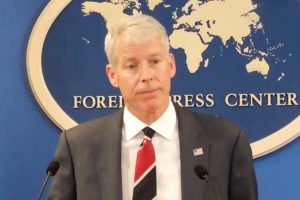 US Urges India to Halt Russian Oil Imports, Says Seeks Cooperation Not Punishment