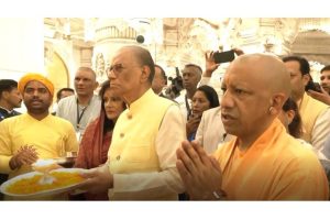 Mauritius PM Navinchandra Ramgoolam Prays at Shri Ram Janmabhoomi Temple in Ayodhya