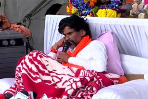 “Even If I Die, I Won’t Leave Azad Maidan”: Manoj Jarange Patil Defies Govt Order Amid Maratha Quota Stir