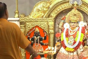 Devotees Flock to Temples Across India as Sharadiya Navratri Commences