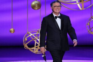 Stephen Colbert Gets Standing Ovation as ‘The Late Show’ Wins Emmy Months After Cancellation