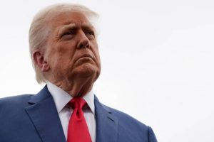 Trump Issues ‘Last Warning’ to Hamas, Urges Immediate Release of Hostages