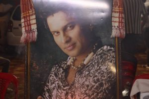 Emotional fans queue up to bid tearful goodbye to Zubeen Garg, one says, “He was loved by all”